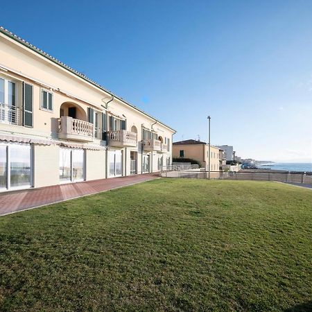 Suite Vista Mare Сан-Вінченцо Екстер'єр фото